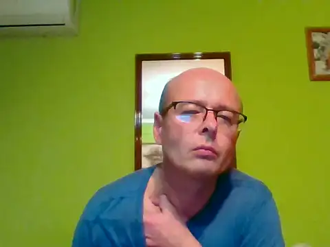 Snapshot of Tiger202441 chatting on September 13, 8:10 pm Tiger202441 online show from September 13, 8:10 pm
