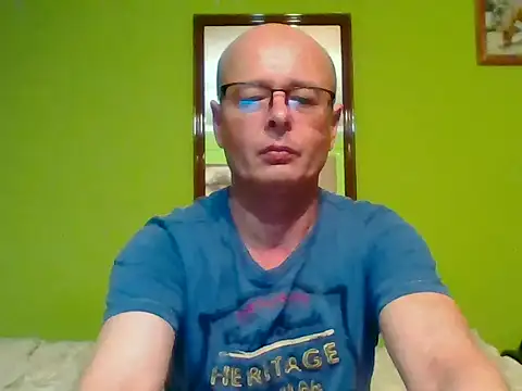 Snapshot of Tiger202441 chatting on October 13, 11:33 pm Tiger202441 online show from October 13, 11:33 pm