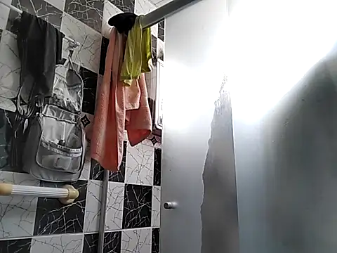 Snapshot of Binhosex2024 chatting on October 18, 4:56 pm Binhosex2024 online show from October 18, 4:56 pm