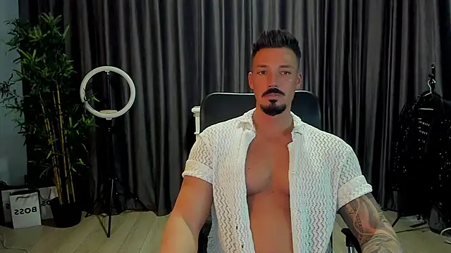 HaydenSpearss online show from March 17, 1:57 pm