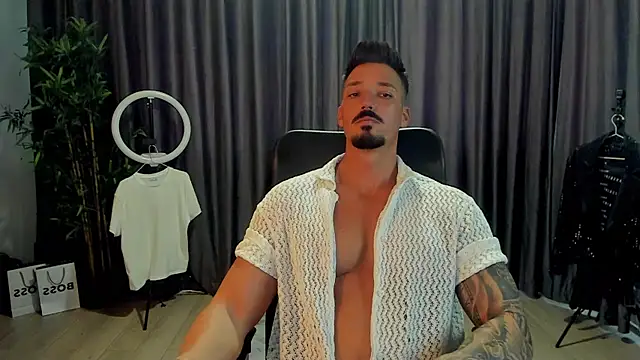 HaydenSpearss online show from April 28, 1:38 pm