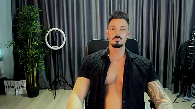 HaydenSpearss online show from February 20, 1:35 pm