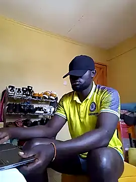 Snapshot of ClinDi chatting on February 4, 11:38 am ClinDi online show from February 4, 11:38 am