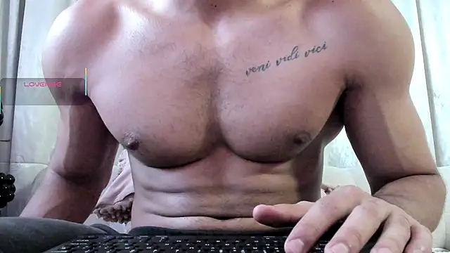 Snapshot of Joao_Batista_Oficial chatting on October 10, 4:50 am Joao Batista Oficial online show from October 10, 4:50 am