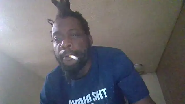 Snapshot of Mrbbc803 chatting on February 15, 11:27 pm Mrbbc803 online show from February 15, 11:27 pm