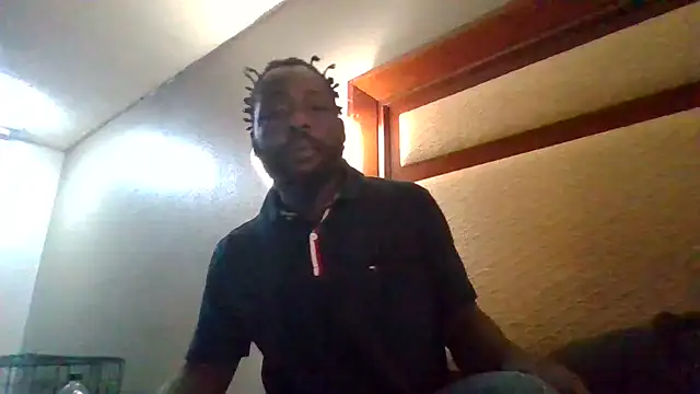 Snapshot of Mrbbc803 chatting on February 18, 12:04 am Mrbbc803 online show from February 18, 12:04 am