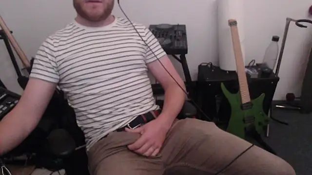 Snapshot of 050kek2 chatting on October 16, 2:03 pm 050kek2 online show from October 16, 2:03 pm