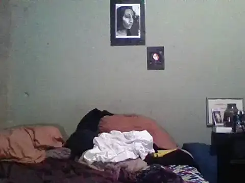 Snapshot of Moorella1 chatting on December 26, 6:12 pm Moorella1 online show from December 26, 6:12 pm