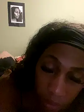 Moorella1 online show from December 16, 3:35 am