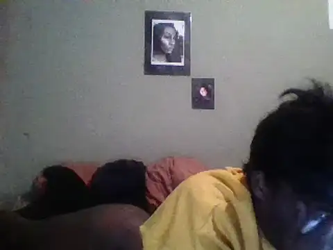 Snapshot of Moorella1 chatting on March 16, 3:39 pm Moorella1 online show from March 16, 3:39 pm