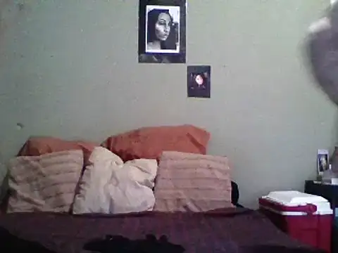 Snapshot of Moorella1 chatting on February 27, 5:34 am Moorella1 online show from February 27, 5:34 am