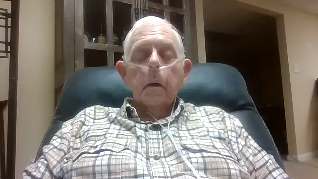 Snapshot of bootlegmanz chatting on October 21, 7:39 pm bootlegmanz online show from October 21, 7:39 pm