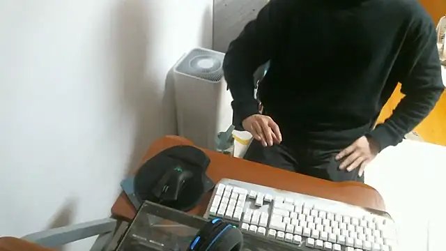 Stellan 0412 online show from February 11, 4:12 pm