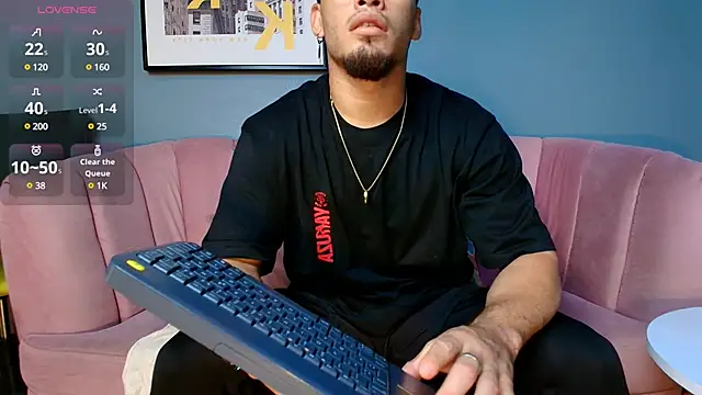 dante fox  online show from March 21, 9:45 pm
