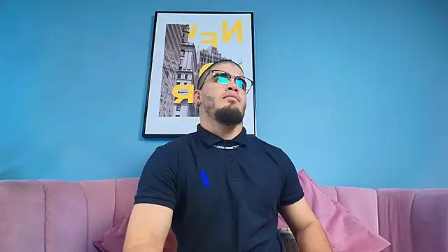 Snapshot of dante_fox_ chatting on October 14, 12:17 am dante fox online show from October 14, 12:17 am