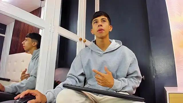 Lucian Davi online show from February 15, 12:22 pm
