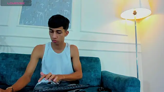 Lucian Davi online show from February 24, 12:05 pm