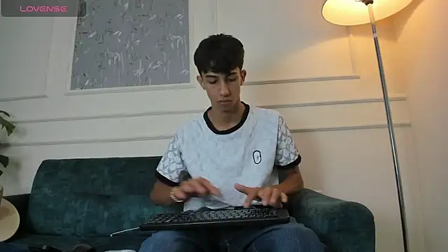 Lucian Davi online show from January 8, 12:37 pm