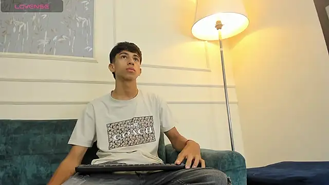 Lucian Davi online show from January 18, 12:15 pm