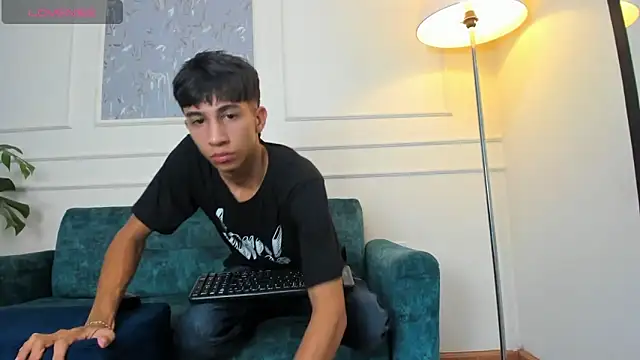 Lucian Davi online show from December 31, 4:38 am