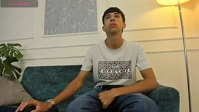 Lucian Davi online show from January 22, 12:27 pm