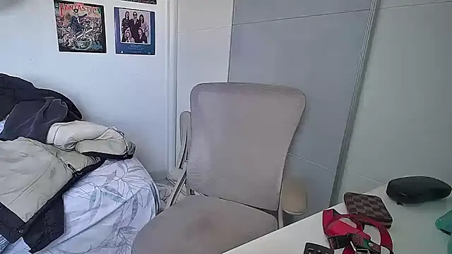 Marioo4k online show from December 18, 10:33 am