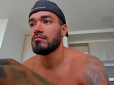 Alexander Martines online show from April 25, 2:03 pm