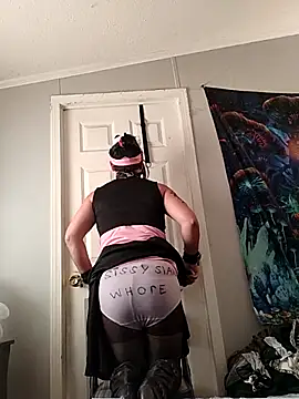Taysprettyprincess online show from October 3, 5:40 pm