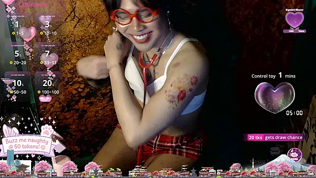 Snapshot of tashakaixxx chatting on October 29, 5:43 am tashakaixxx online show from October 29, 5:43 am