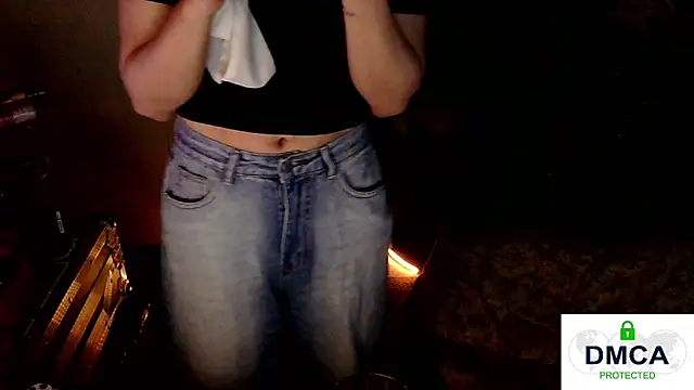 Snapshot of tashakaixxx chatting on February 9, 8:24 pm tashakaixxx online show from February 9, 8:24 pm