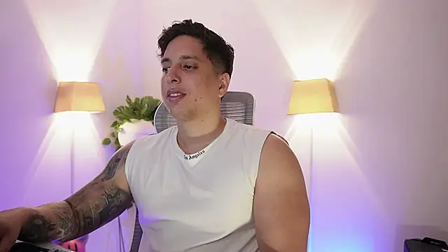 appolo allen online show from April 29, 4:39 am