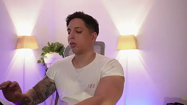 appolo allen online show from April 27, 1:46 am