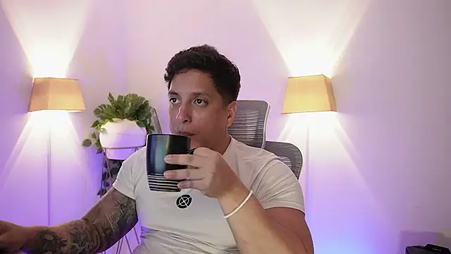 appolo allen online show from April 28, 3:55 am