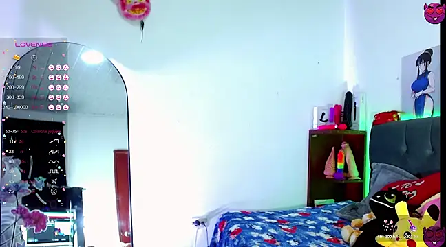  snopyy  online show from March 19, 8:11 pm