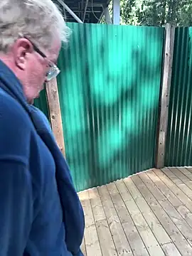 twist699 online show from April 4, 7:00 pm