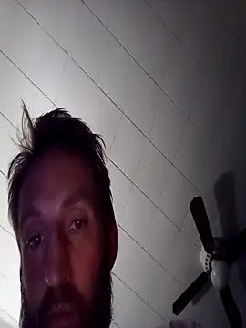 Snapshot of otterlover123 chatting on October 13, 9:04 am otterlover123 online show from October 13, 9:04 am