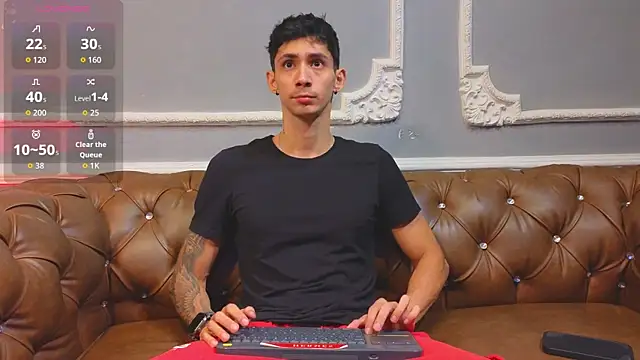 OliverBennet online show from November 3, 9:16 pm