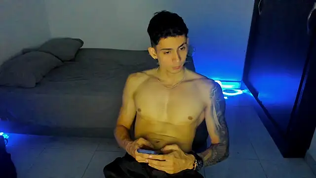 OliverBennet online show from February 28, 11:01 pm