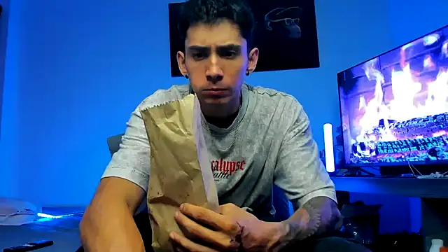 OliverBennet online show from October 17, 10:03 pm