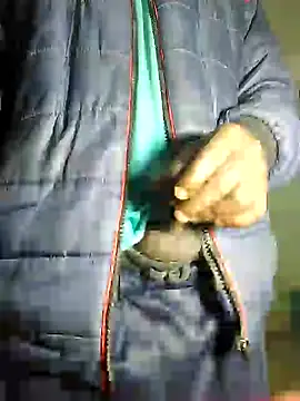 Snapshot of Hunter_boy9 chatting on January 19, 10:49 pm Hunter boy9 online show from January 19, 10:49 pm