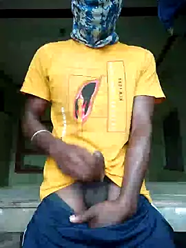 Snapshot of Hunter_boy9 chatting on February 22, 1:11 am Hunter boy9 online show from February 22, 1:11 am