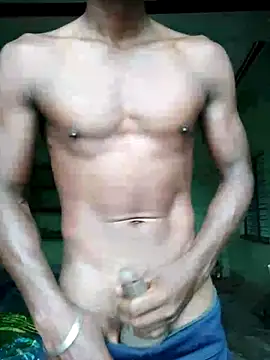 Snapshot of Hunter_boy9 chatting on March 22, 1:22 am Hunter boy9 online show from March 22, 1:22 am