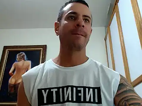 Snapshot of nicolay_74 chatting on January 30, 8:10 pm nicolay 74 online show from January 30, 8:10 pm