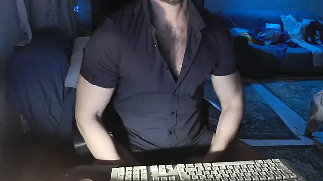 Snapshot of TebaldHot chatting on October 26, 9:28 pm TebaldHot online show from October 26, 9:28 pm