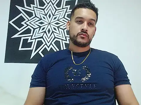  CHRIS-DENNIS  online show from April 16, 2:33 am