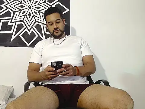 CHRIS-DENNIS  online show from May 2, 4:04 am