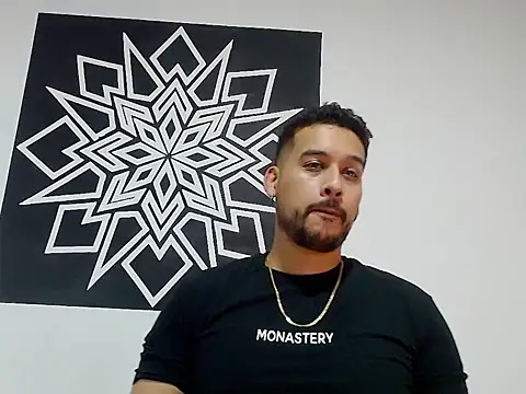  CHRIS-DENNIS  online show from April 14, 3:28 am