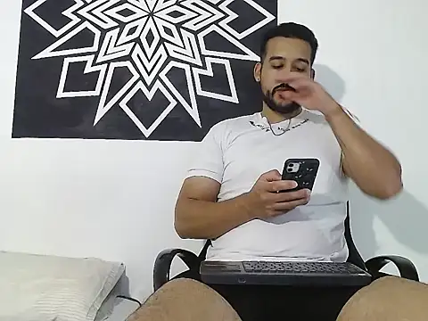 CHRIS-DENNIS  online show from April 30, 4:19 am