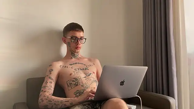 anahori  simon online show from March 12, 2:08 am