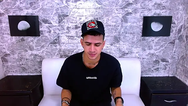 alejo chavez online show from September 25, 7:13 pm